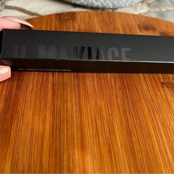 IL MAKIAGE Concealer Blending Brush #140 NIB - Picture 11 of 13